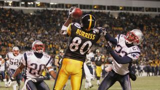 Burress embraces role of Steelers' elder statesman