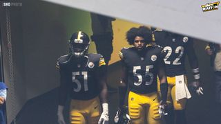 Baltimore, United States. 01st Jan, 2023. Baltimore Ravens tight end Isaiah  Likely (80) is brought down by Pittsburgh Steelers linebacker Robert  Spillane (41) during the first half at M&T Bank Stadium in