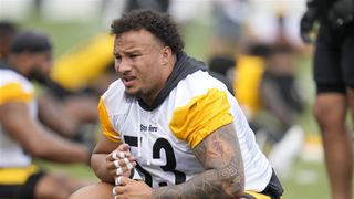 Former Steelers 2nd-Rounder Chase Claypool's Career May Be On Life Support  After Another Horrific Performance