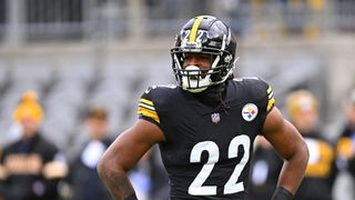 Steelers' Najee Harris Revealing The League Made A Rule To Prevent His  Gravity Defying Hurdles