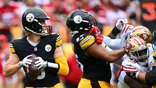 PFF: For Kenny Pickett, Middle Of The Field Is Second-Year QB's  'Kryptonite' - Steelers Depot