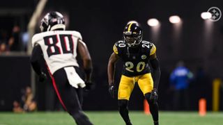 Gerry Dulac: Steelers find their 'mojo' by putting Kenny Pickett on the  move in Las Vegas