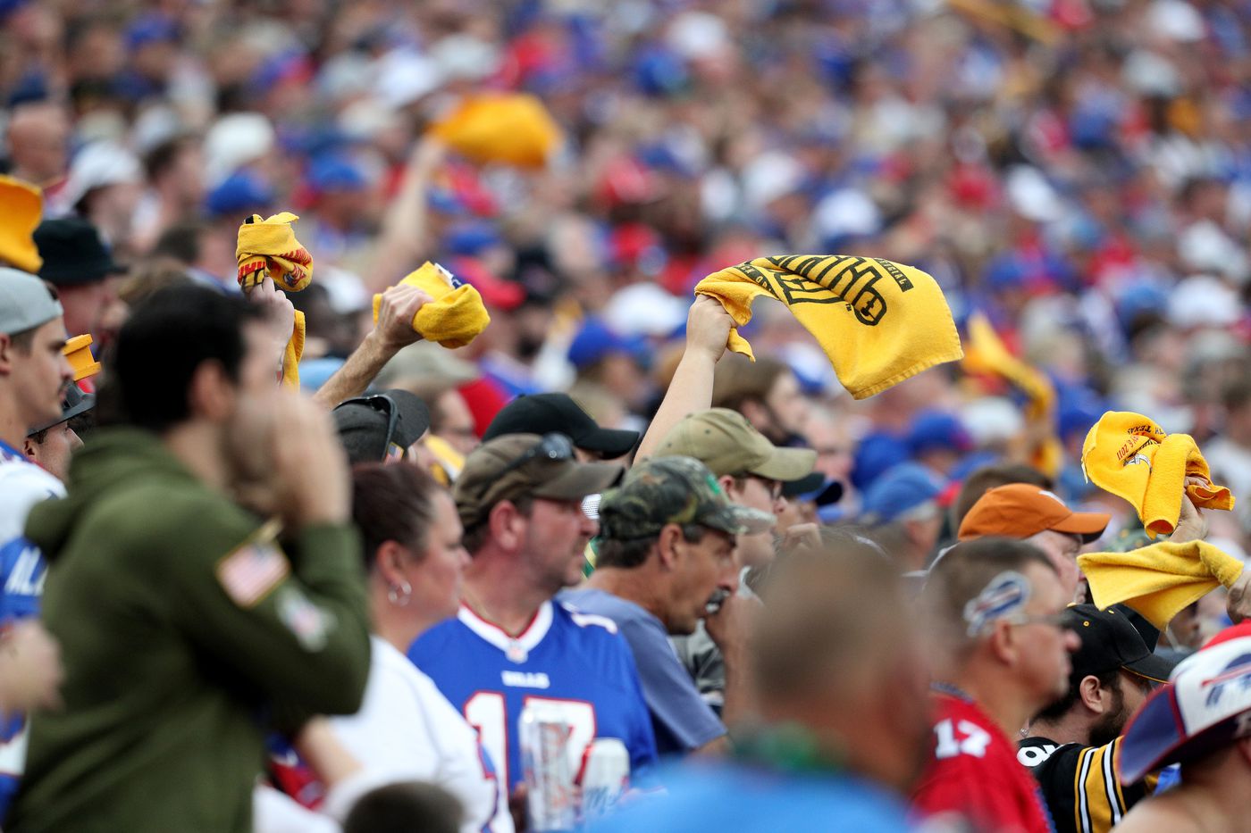 Chris Simms Shocks Steelers Fans By Naming The Dawg Pound As A