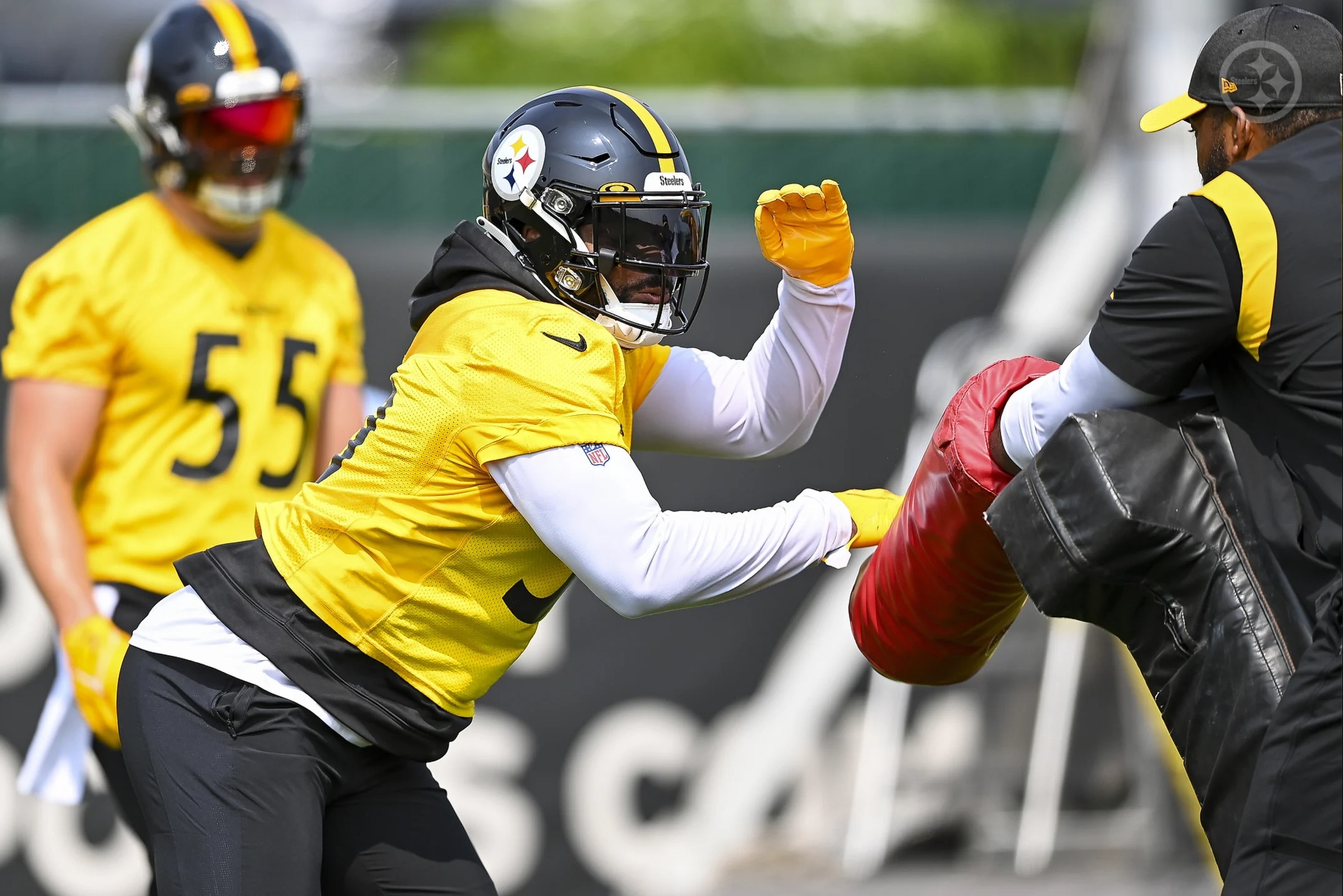 Steelers' Devin Bush Must Sign 1 Year Prove It Contract In Small