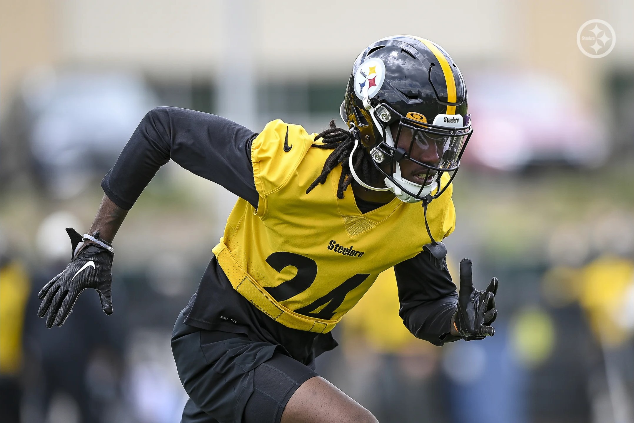 Watch: Mostly Poor Reviews For Steelers From ESPN Draftniks On