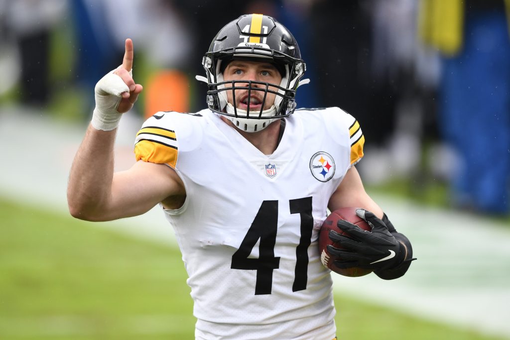 Football Headlines 9/15: Steelers Place T.J. Watt On Injured Reserve 