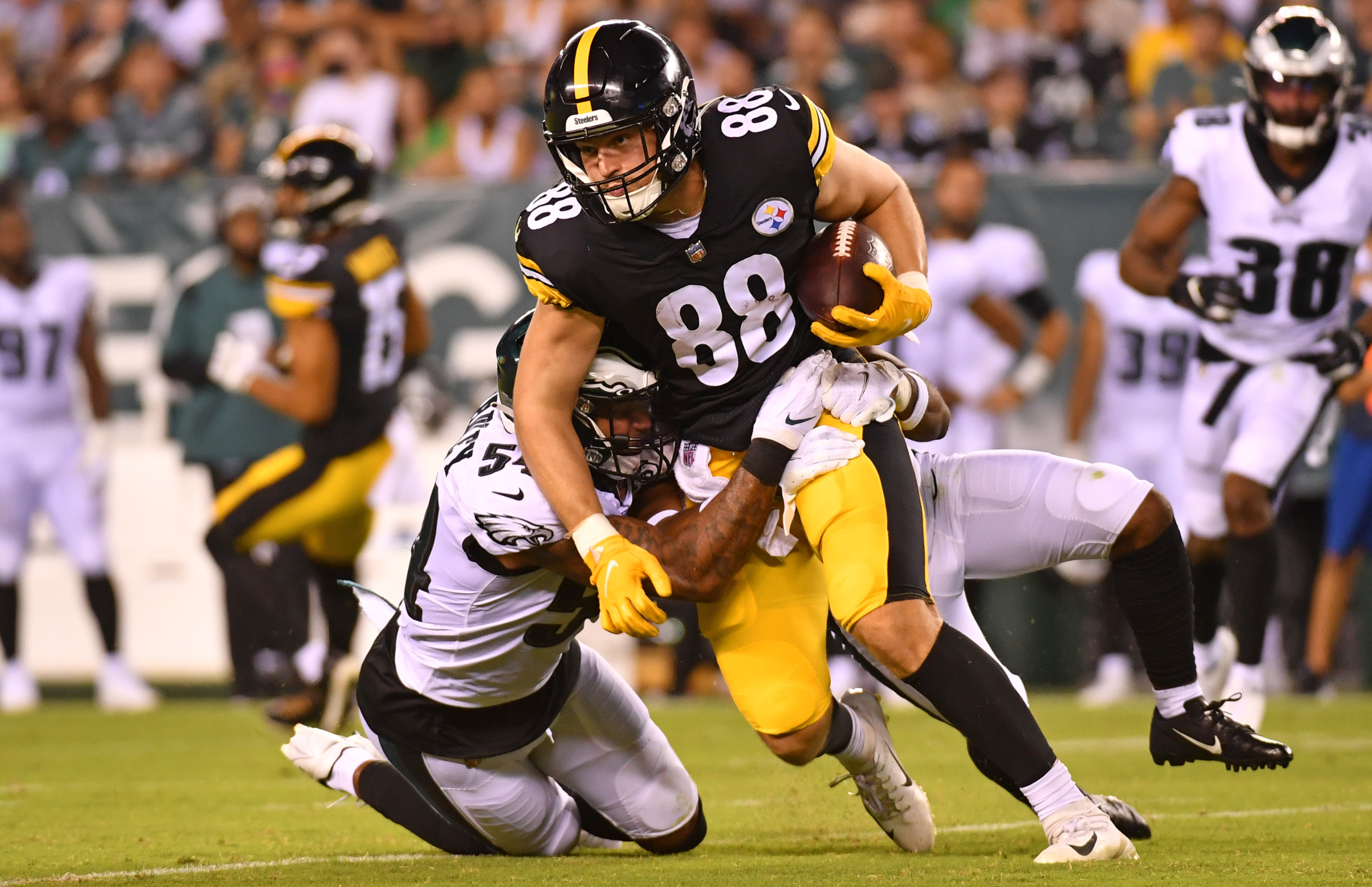 Pat Freiermuth will wear number 88 with the Pittsburgh Steelers