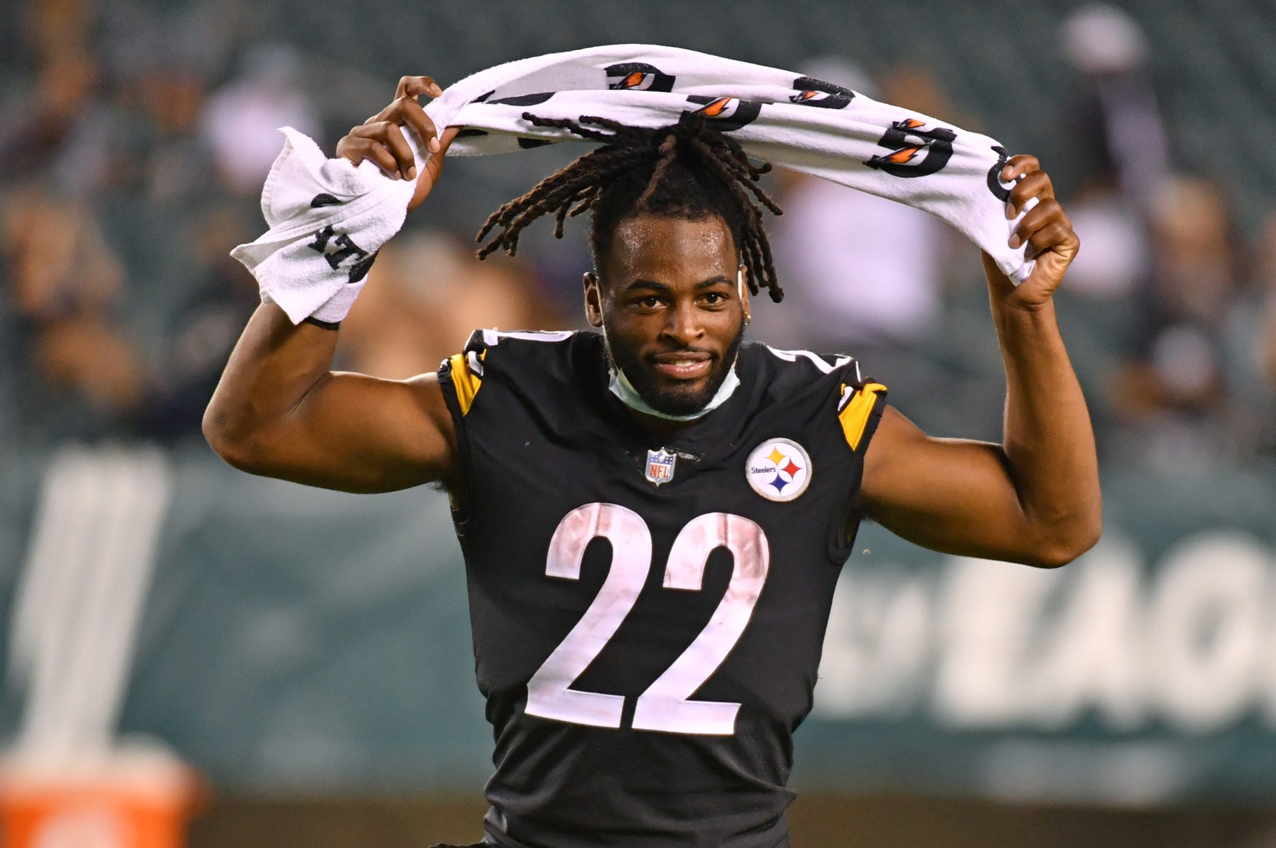 Steelers RB Najee Harris Formed Special Bond with Franco Harris