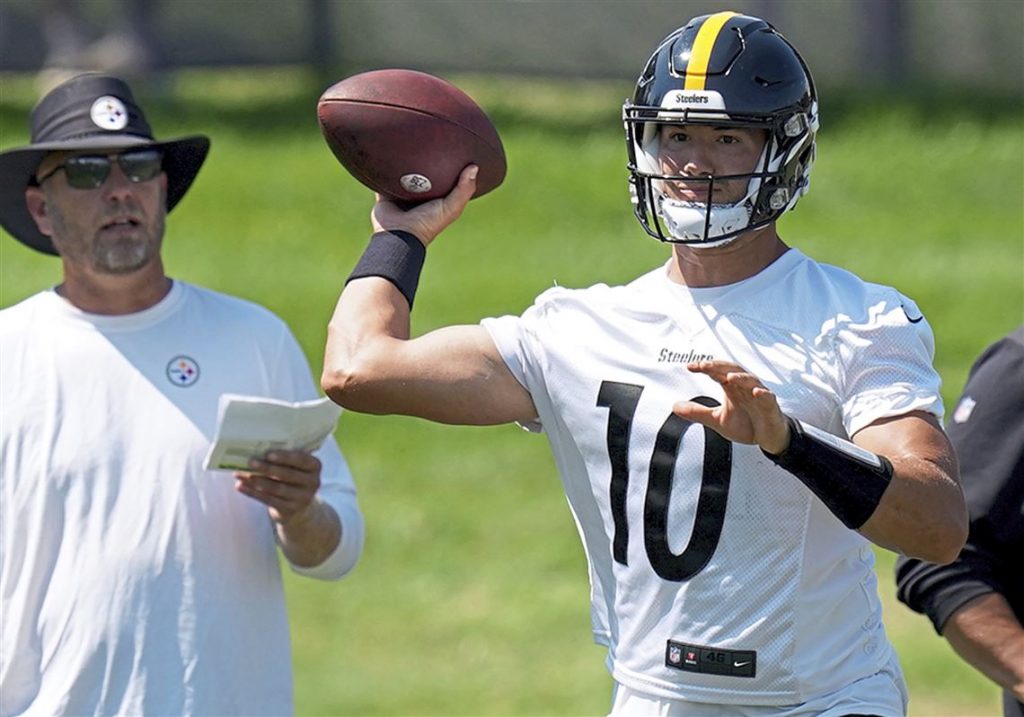 Steelers OC Matt Canada Astoundingly Derails 2022 Season By