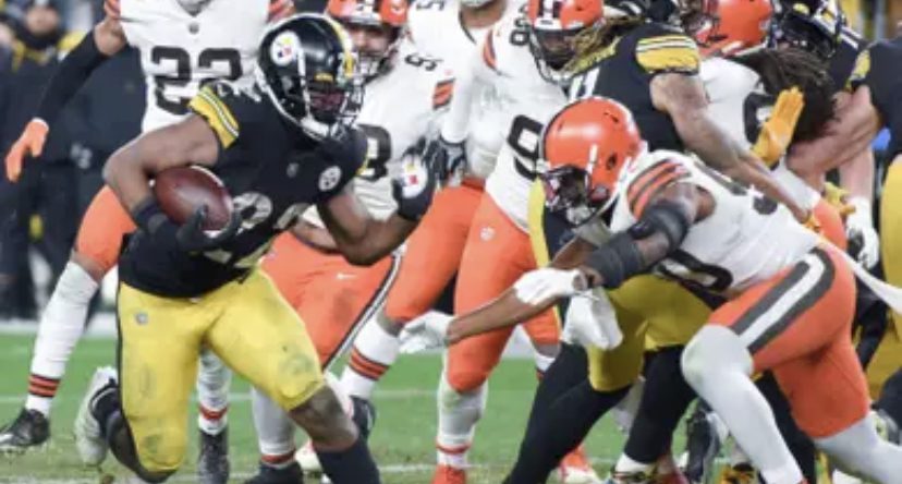 Steelers vs Browns Week 18: Jadeveon Clowney Sent Home For