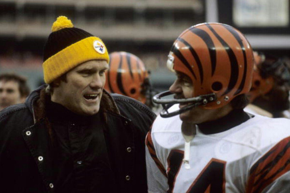 In 1979 A Garbage Can Full Of Beer In The Steelers Locker Room And Terry  Bradshaw Nearly Cost Cincinnati Bengals QB Ken Anderson A Plane Ticket Home