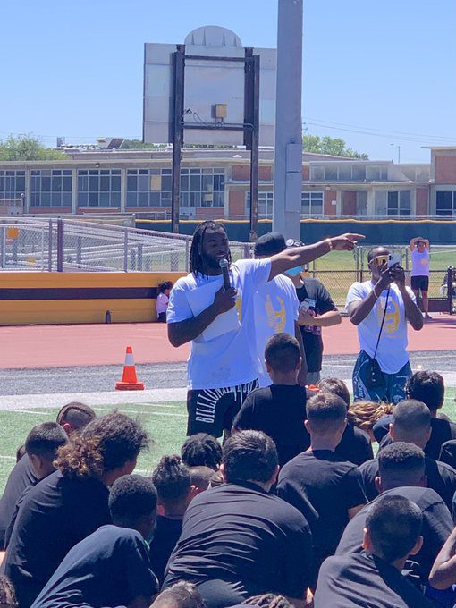 NFL's Najee Harris returns to Antioch High School for youth football camp, Sports