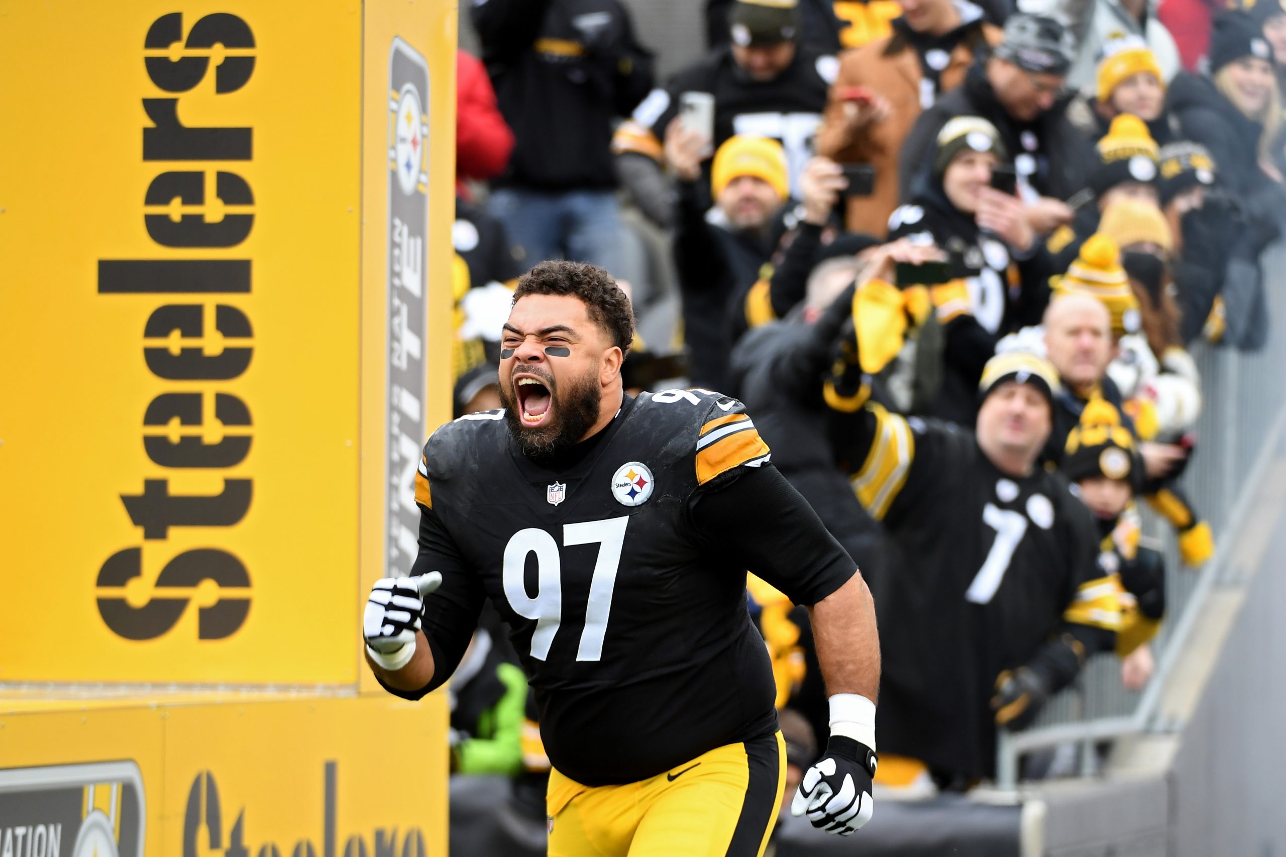 Steelers Fearless Leader Cam Heyward Shoulders Responsibility for 2022  Struggles Without Star TJ Watt: I Have to Step Up