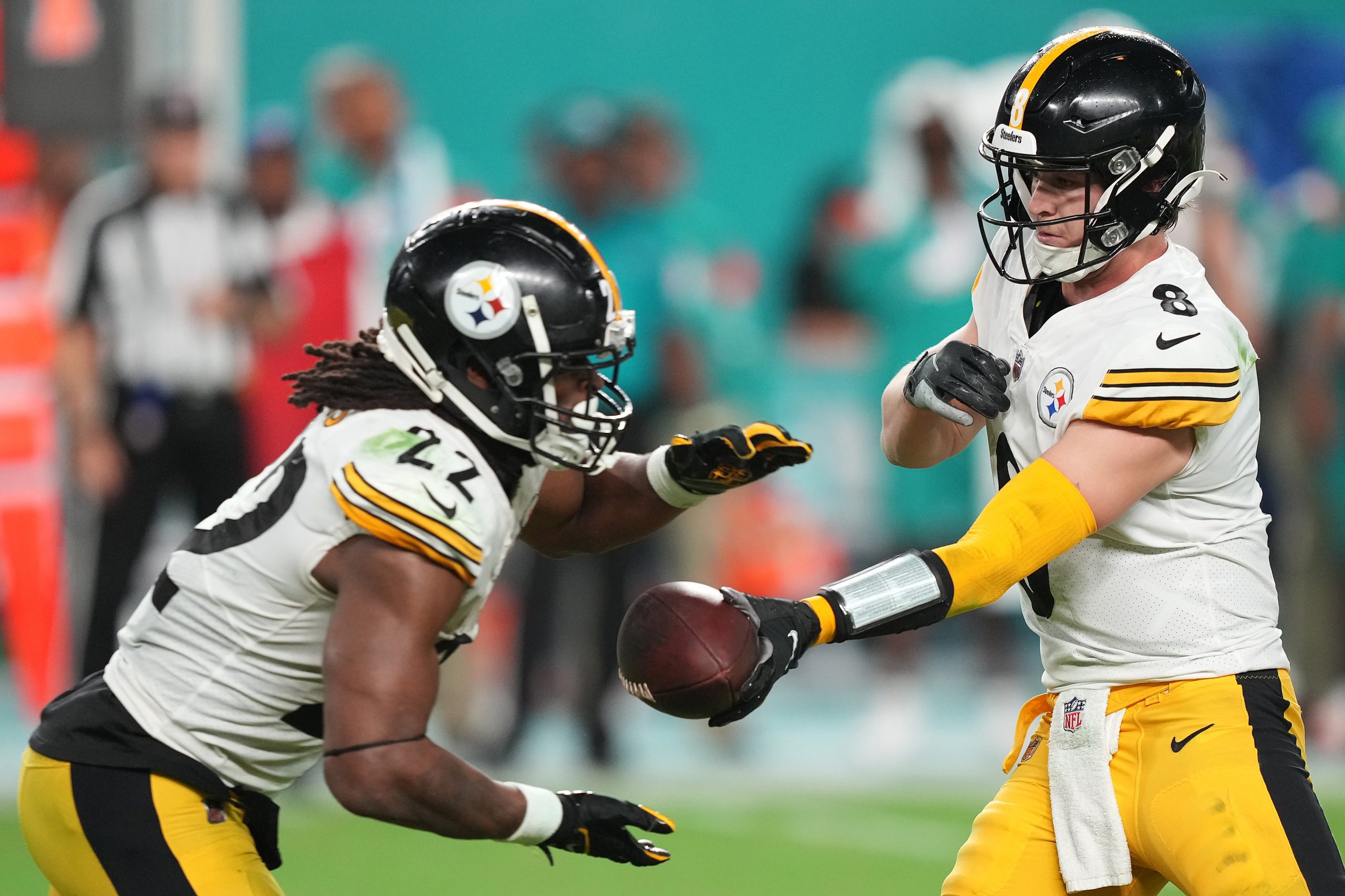 Najee Harris of the Pittsburgh Steelers looks on during the first News  Photo - Getty Images