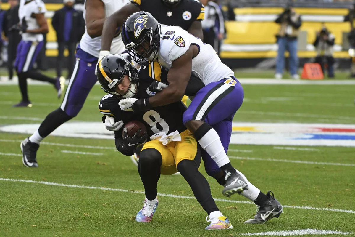 Baltimore Ravens 19-20 Pittsburgh Steelers: Ravens lose to AFC North rivals  on failed two-point try as time expires, NFL News