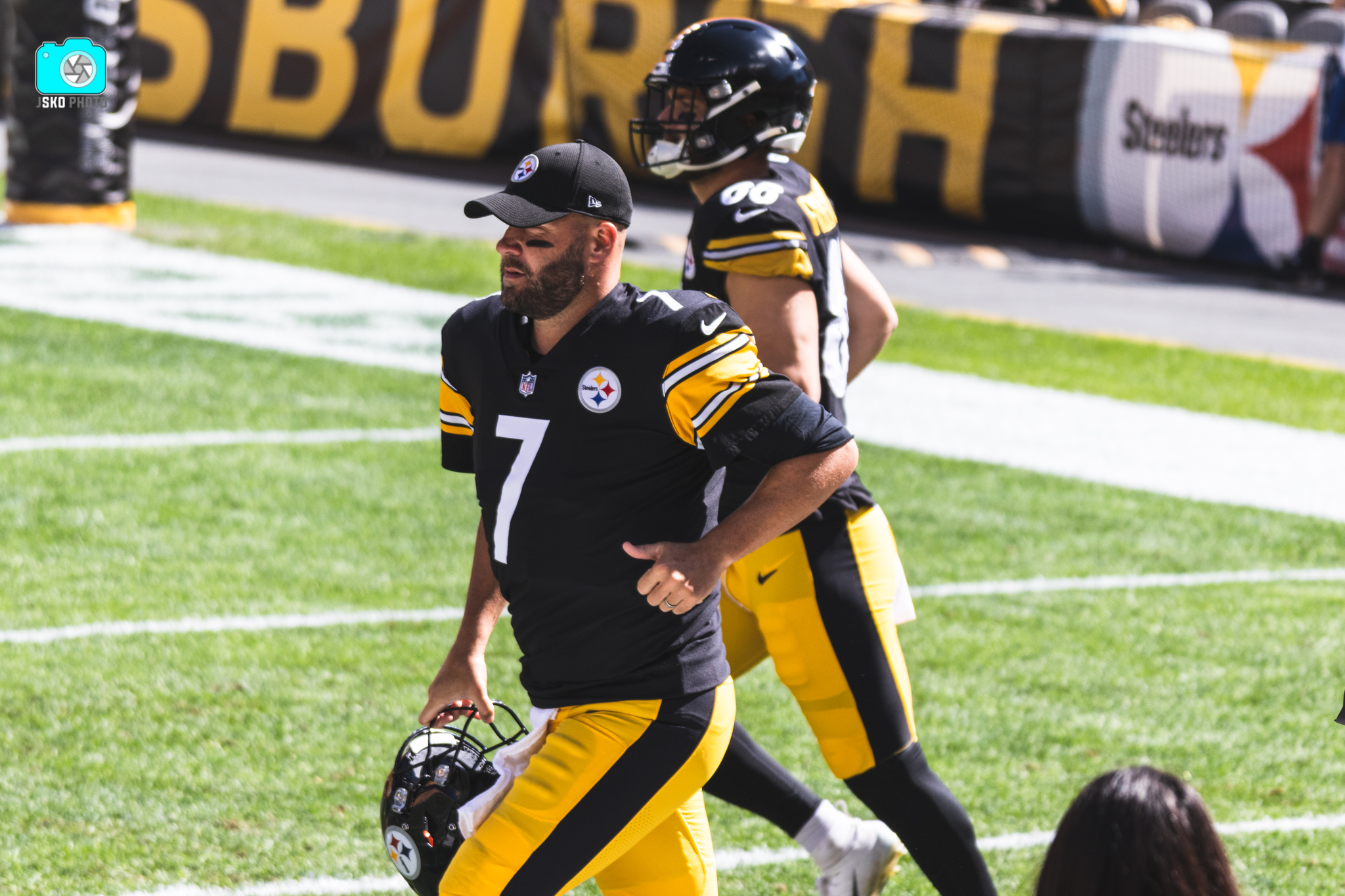 Ben Roethlisberger's Official Fan Site  Pittsburgh steelers football,  Pittsburgh steelers, Steeler nation