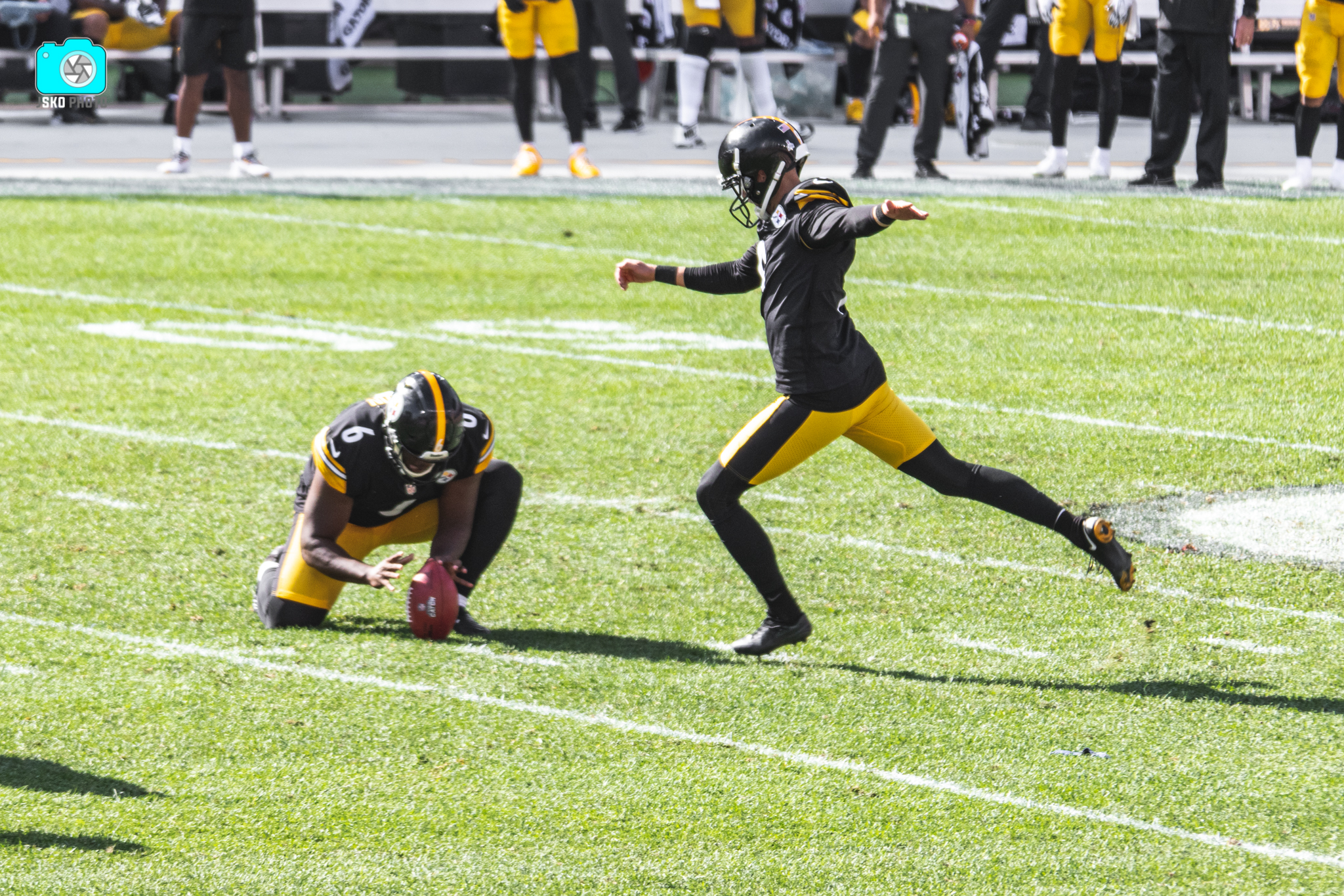 Steelers punter Pressley Harvin III: 'Built like a linebacker who could  punt the ball a mile'