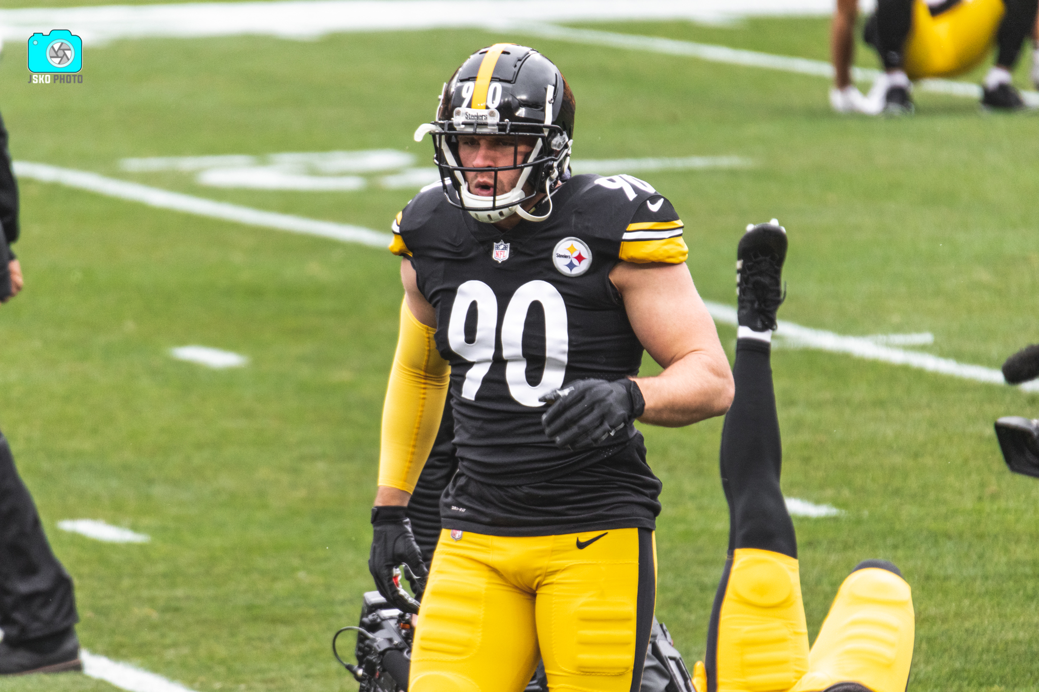 Eagles Star Tackle Acknowledges Steelers Great TJ Watt As Top-5 Pass Rusher  In NFL