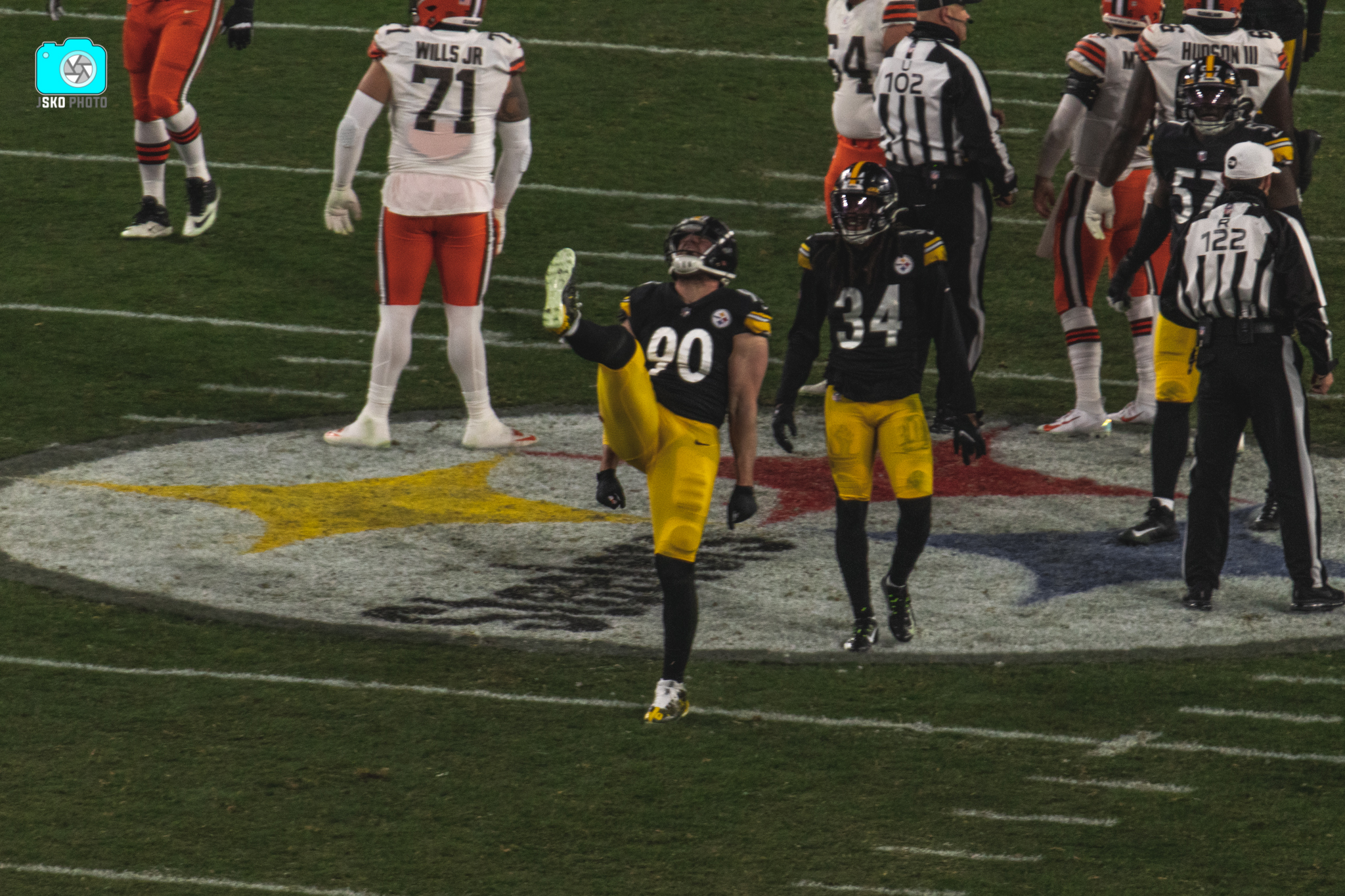 Cleveland Browns DE Myles Garrett vs. TJ Watt with Aditi