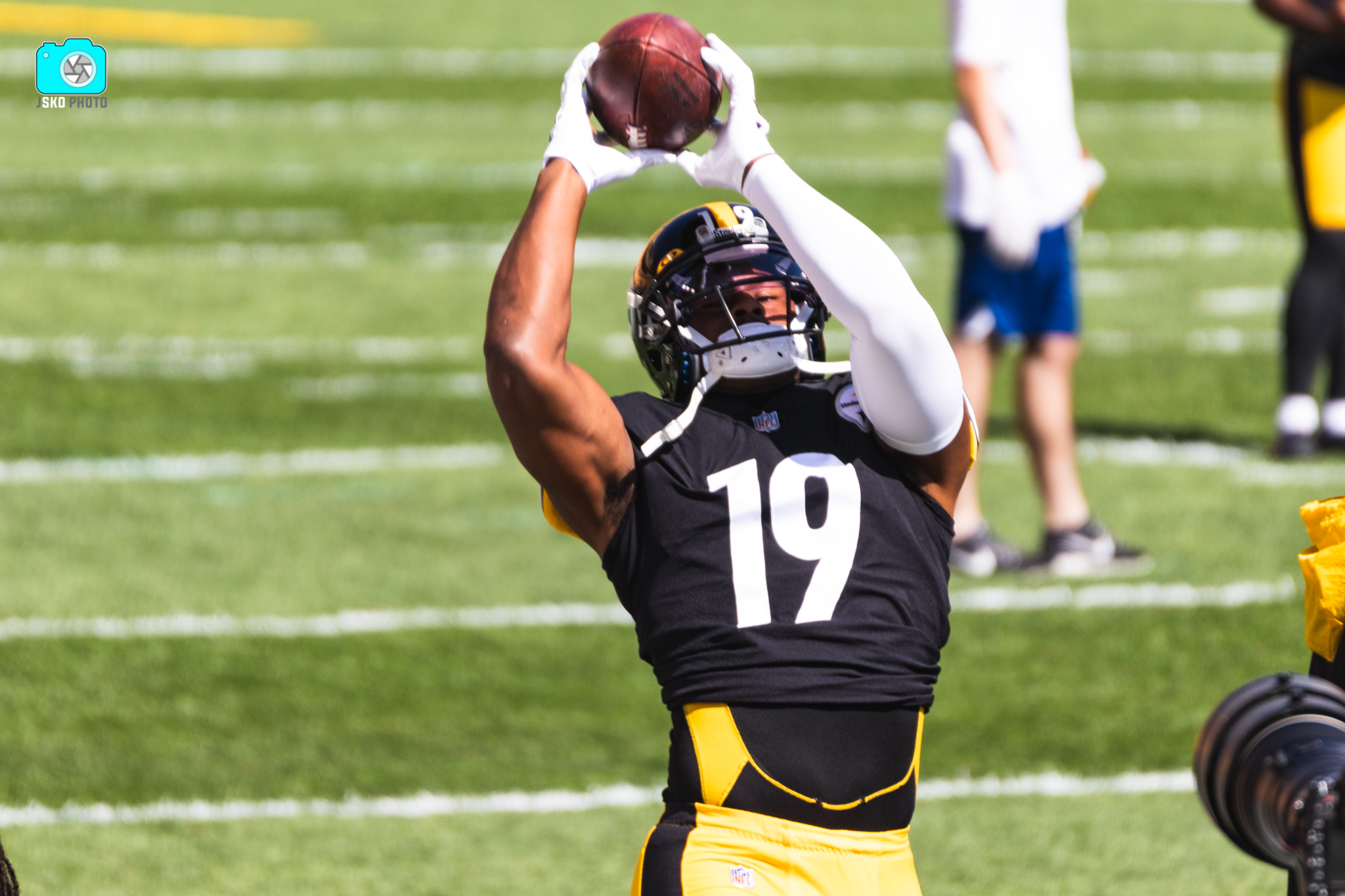 JuJu Smith-Schuster imagines Steelers with Antonio Brown, Le'Veon Bell