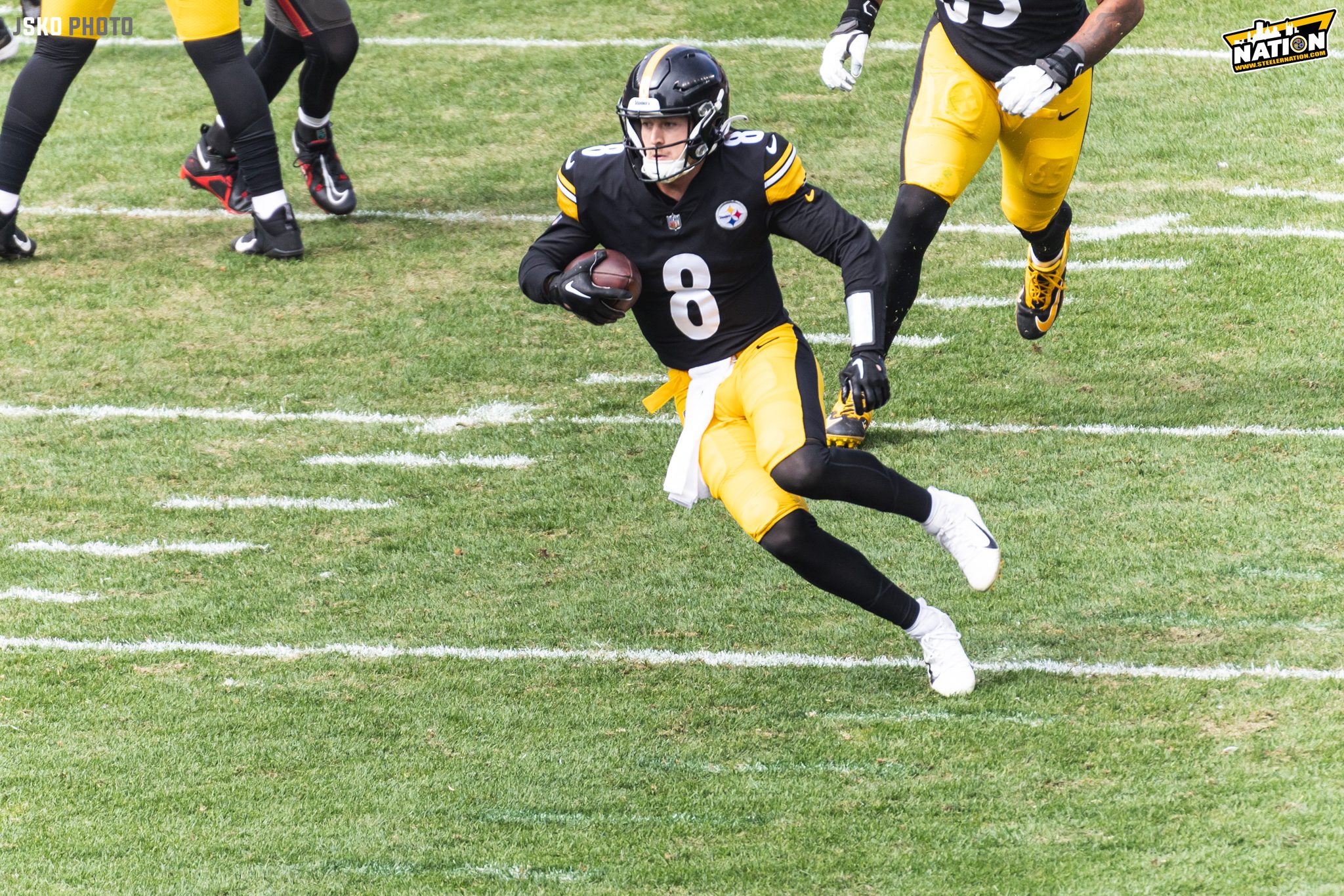 WATCH: CBS Sports ranks Steelers Kenny Pickett 28th among NFL