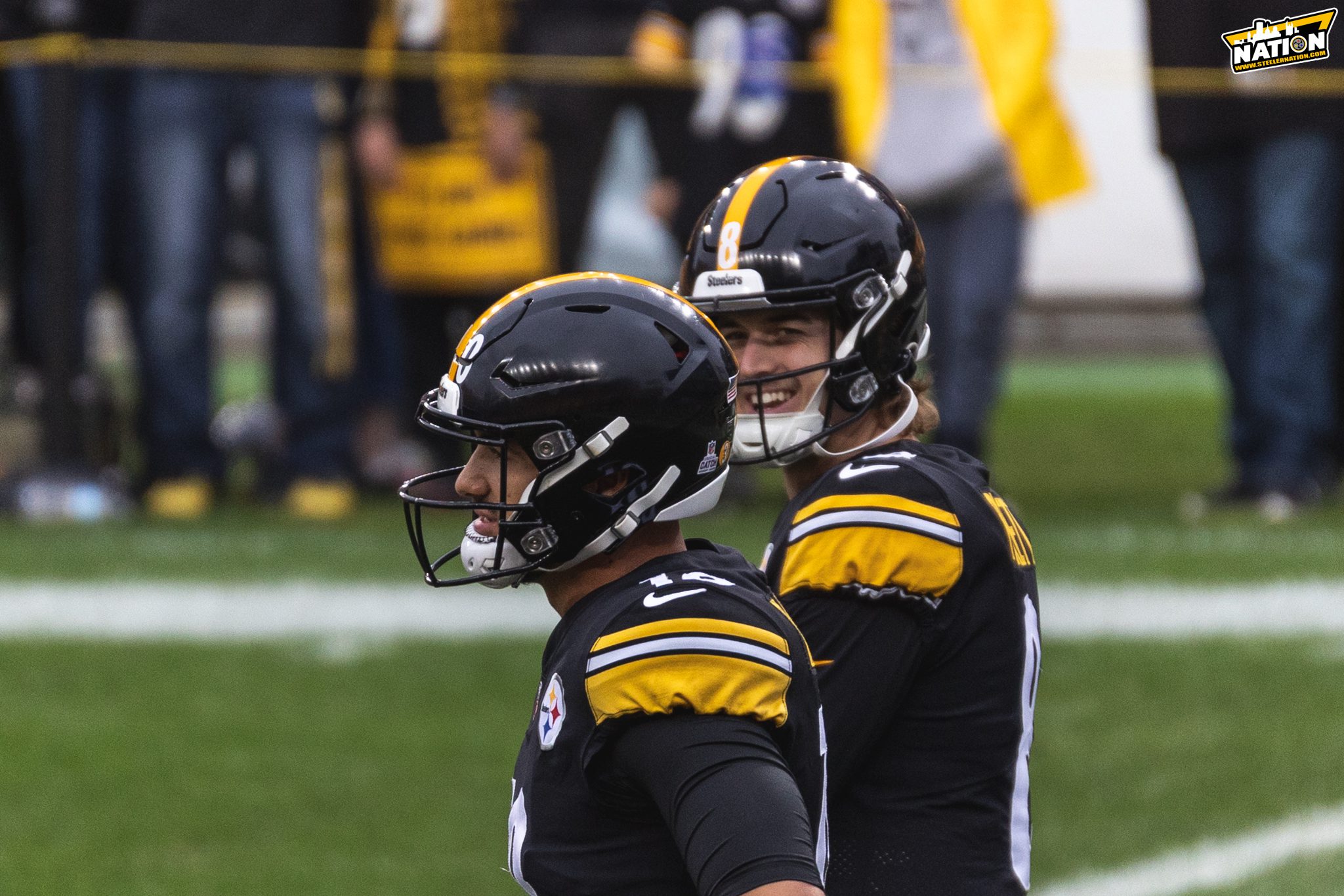 Steelers debut new, safer helmets for off-season training