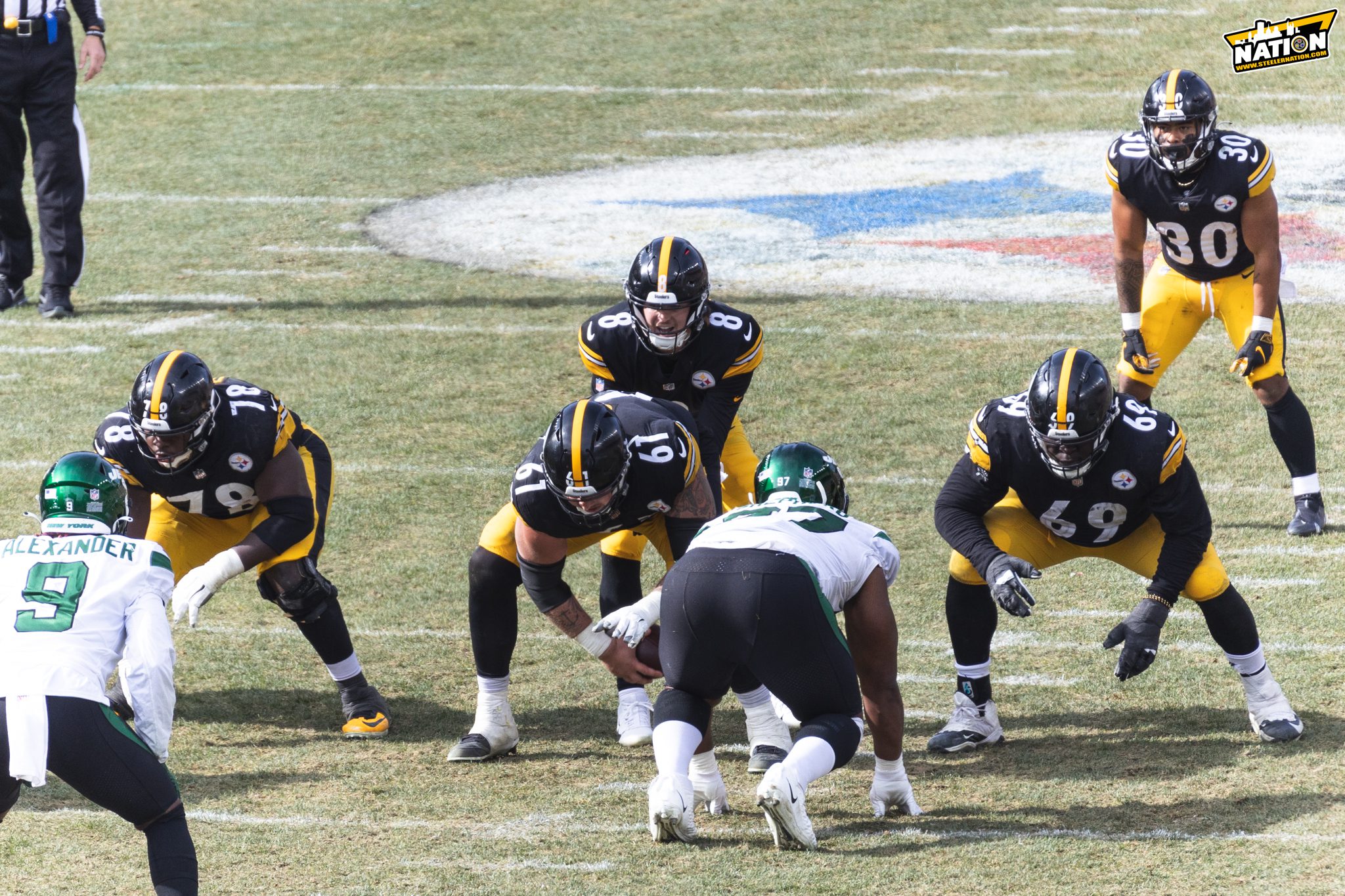 All Eyes On Steelers QB1 Kenny Pickett In Sophomore Season