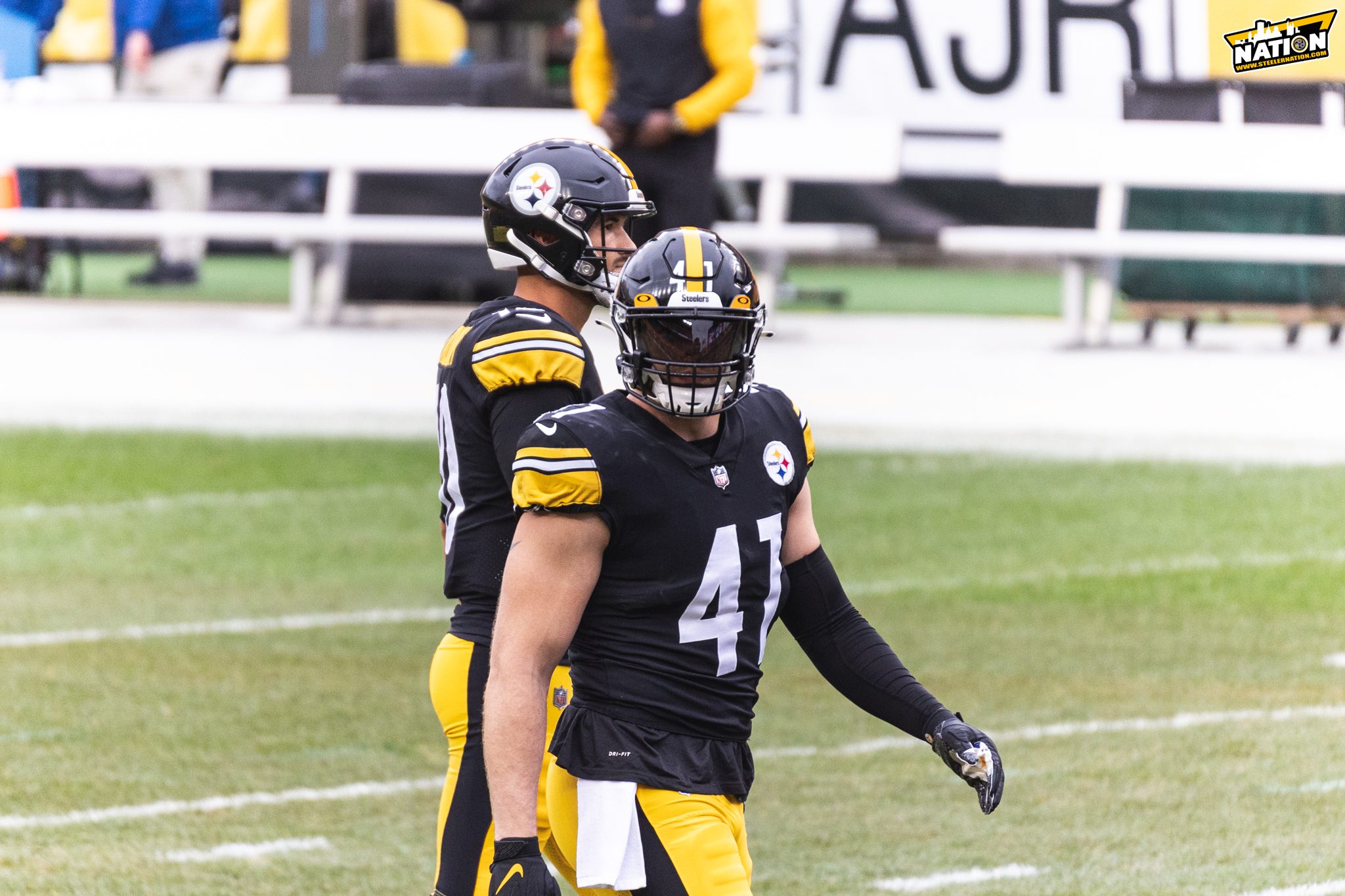 Pittsburgh's Offense Struggles In Second Half In 37-30 Loss To