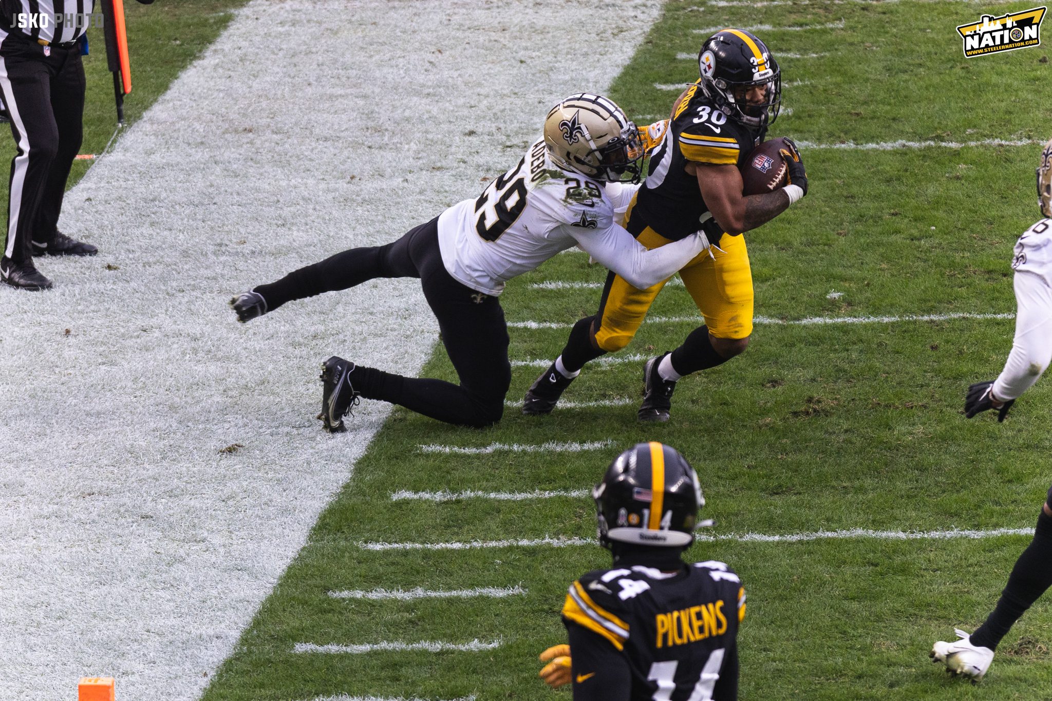 A Sight For Sore Eyes, Splash Plays Lead To Steelers Best Offensive  Performance In Week 10