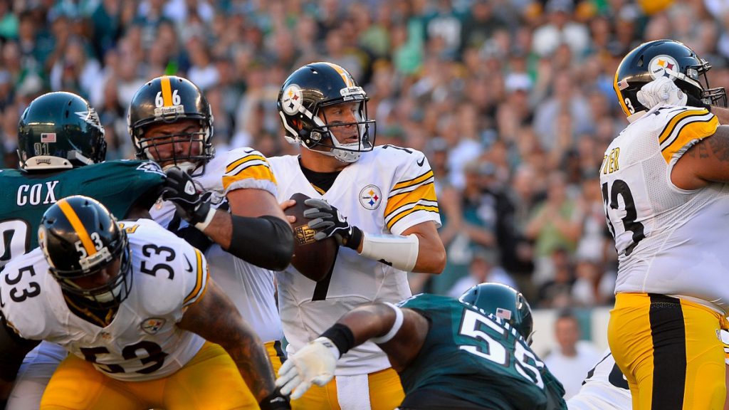 There's No Place Like It': Ben Roethlisberger Bids a Tearful Adieu to Heinz  Field - EssentiallySports