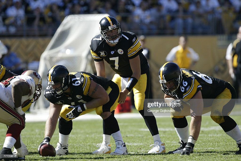 Steelers' Greg Lloyd Flipped Off The Broncos Bench After Being Ejected For  Hitting A Referee That Began The Crazy Man