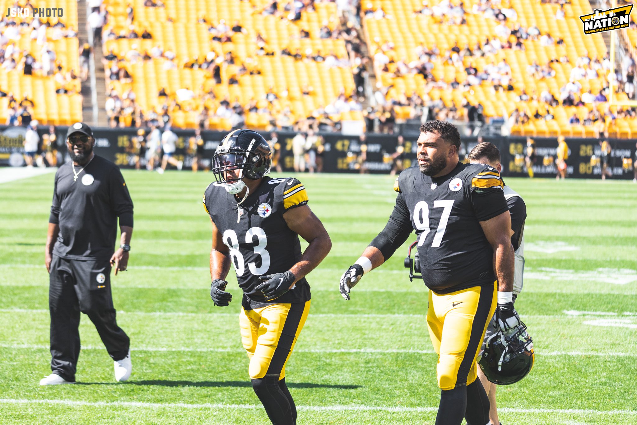 Steelers' Cam Heyward comically roasted by Kenny Pickett