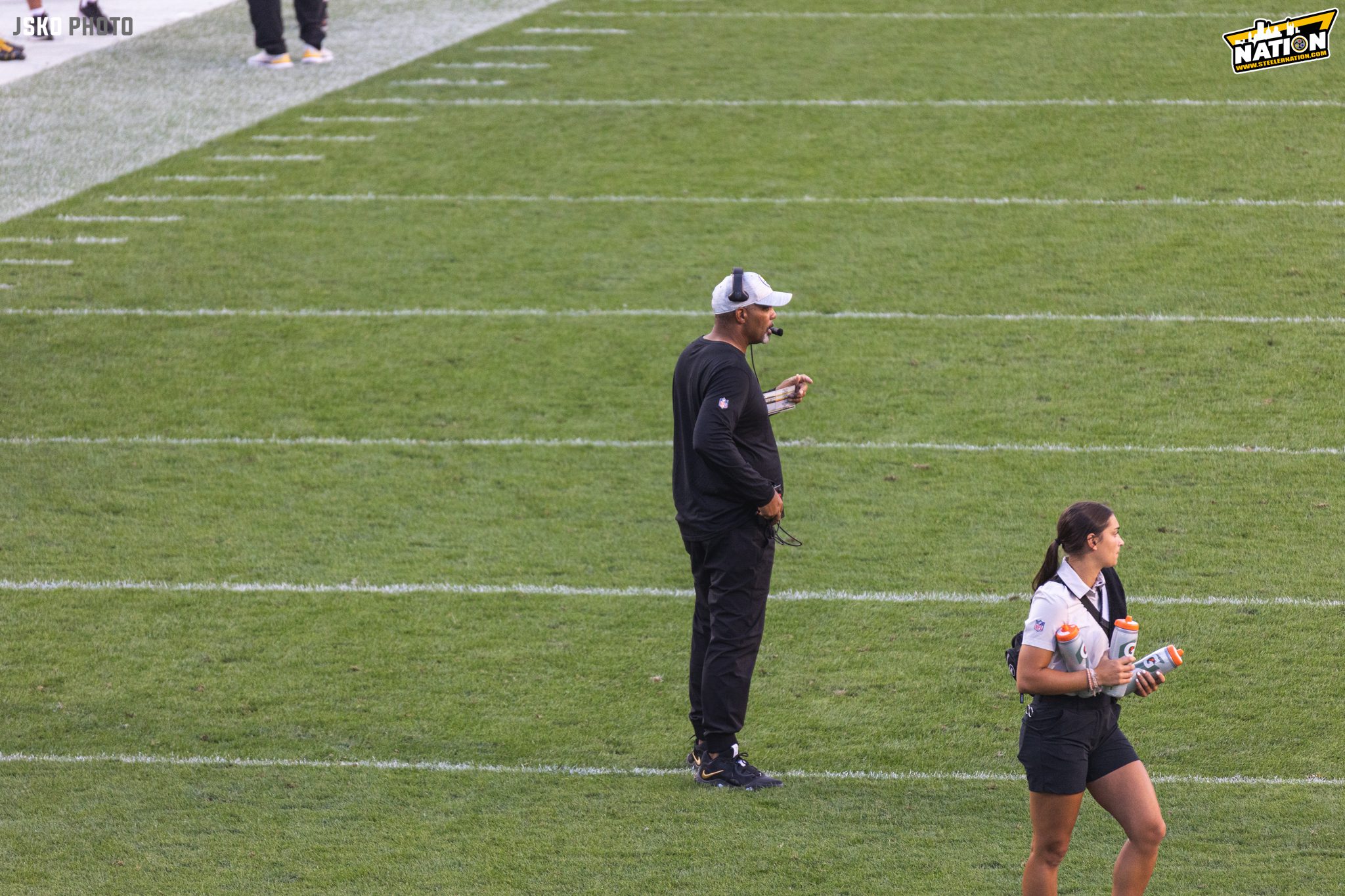 Report: Brian Flores To Interview For Broncos' DC Job Tuesday - Steelers  Depot