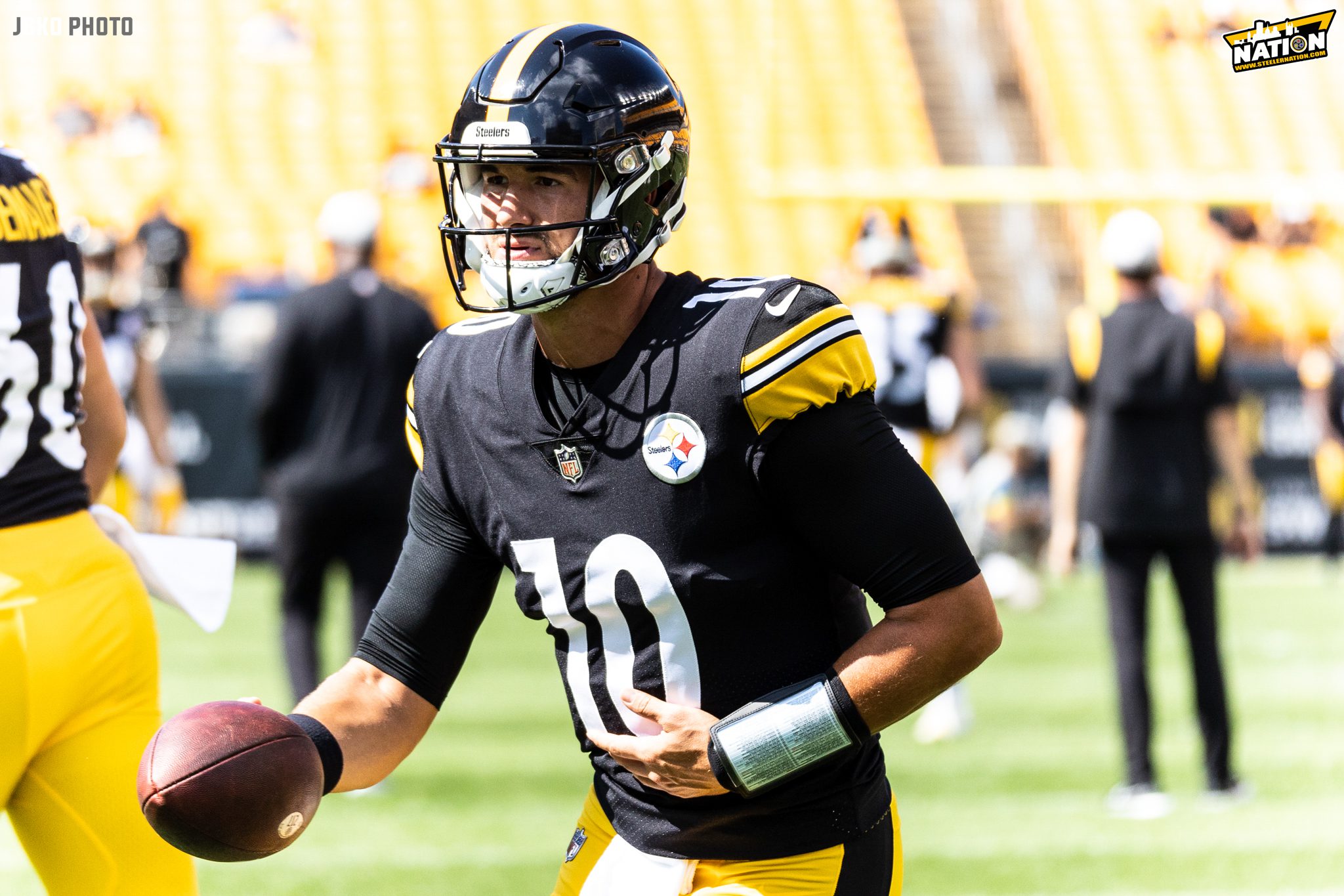 Steelers' Art Rooney II expects Mitch Trubisky to return as Kenny