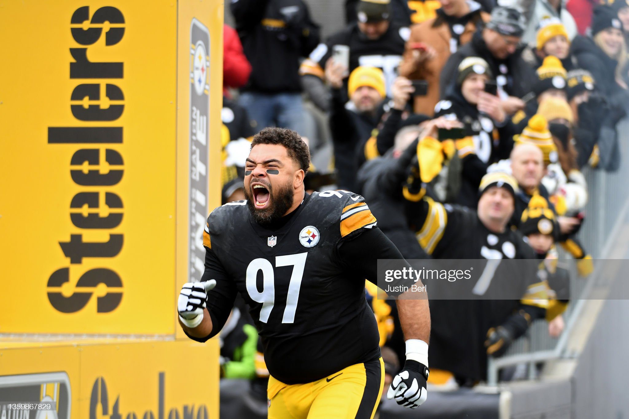 Steelers DL Cam Heyward calls out PFF for $3 value