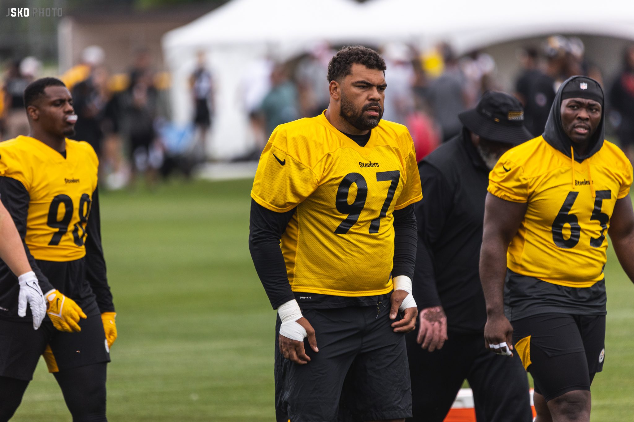 Steelers injury report: Larry Ogunjobi doesn't practice, other injury news  ahead of Week 2 vs. Browns - Behind the Steel Curtain