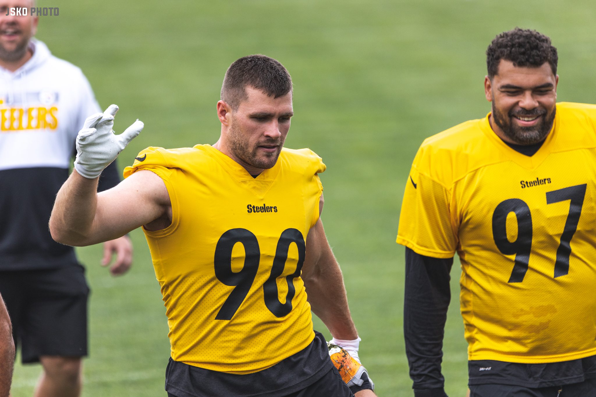 Pittsburgh Steelers T.J. Watt plays in the second half of an NFL football  game against the San Francisco 49ers in Pittsburgh, Sunday, Sept. 10, 2023.  (AP Photo/Gene J. Puskar Stock Photo - Alamy