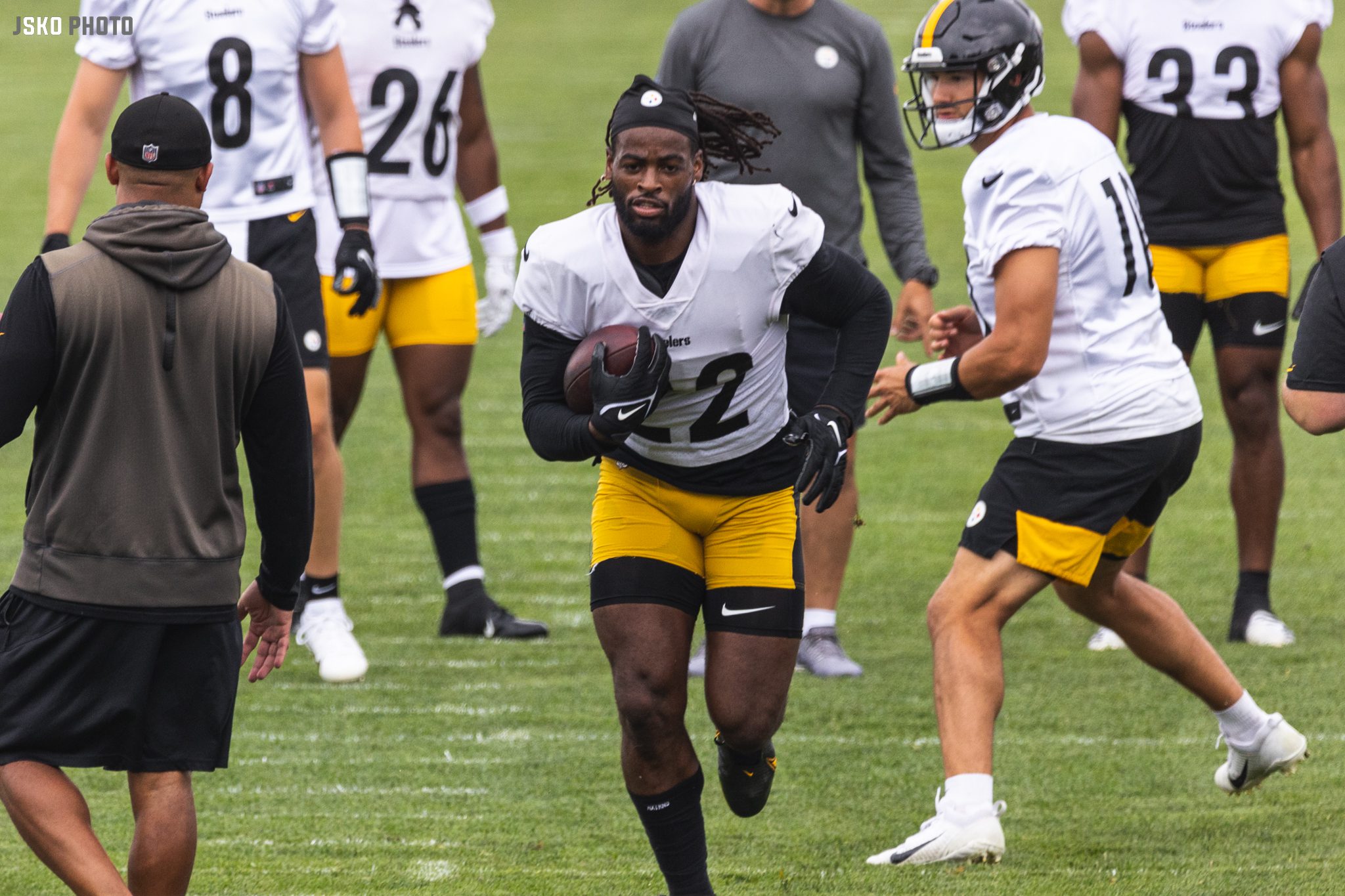 Steelers Hall of Fame RB Jerome Bettis Loves the Relentless RB1 Najee Harris'  hunger to learn; to want to be better