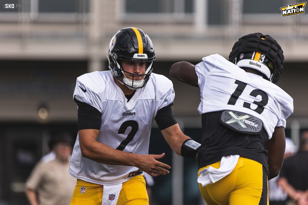 Steelers' Broderick Jones Credits Georgia Pedigree For Preparing Him For  1st NFL Action