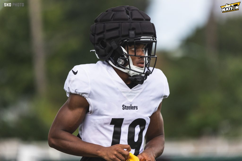 How Calvin Austin III got his groove back: Steelers speedster leaves lost  year in the dust