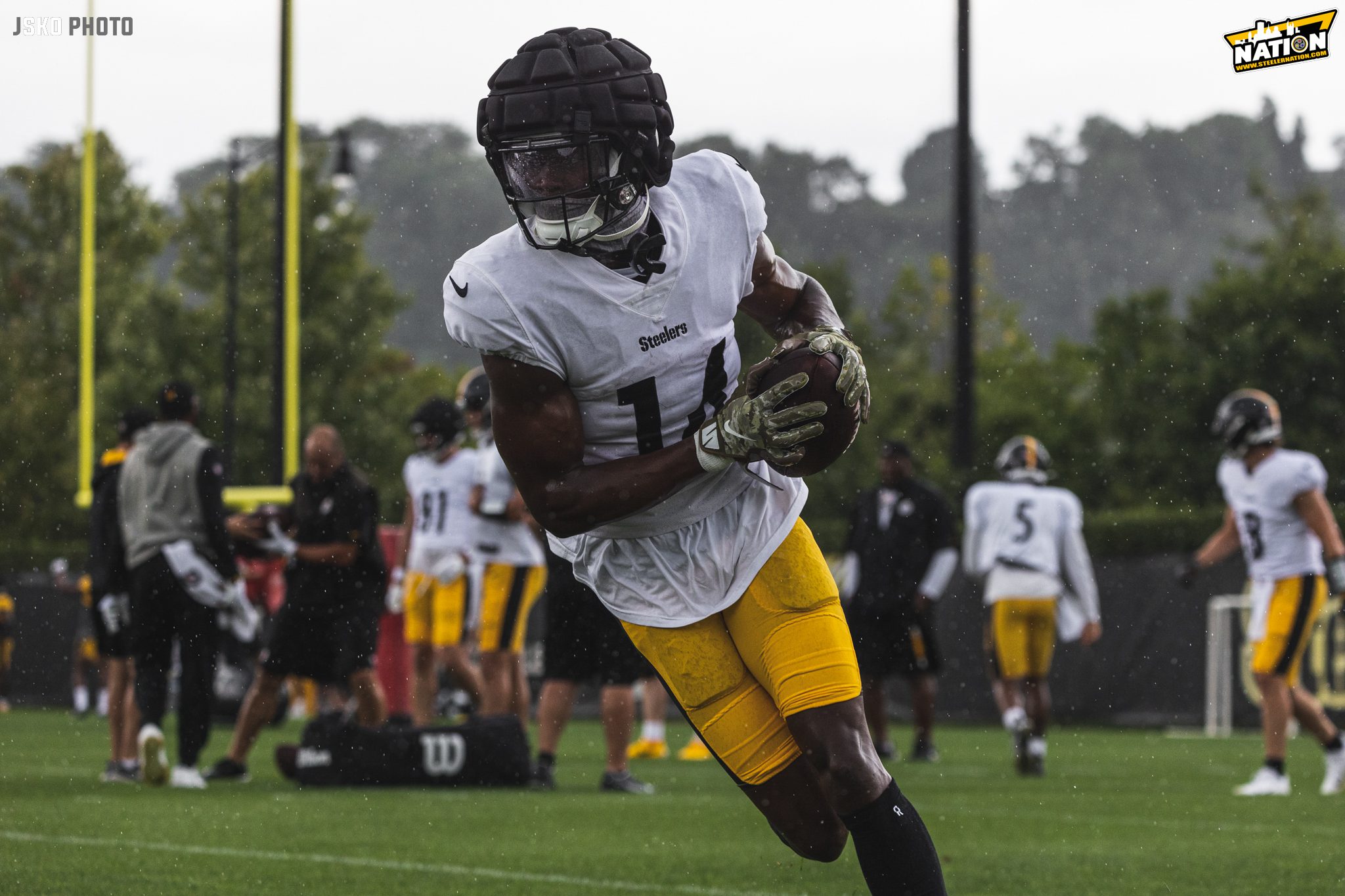 Steelers WR George Pickens Deemed PFF's Highest-Graded Rookie In Saturday  Preseason Action - Steelers Depot