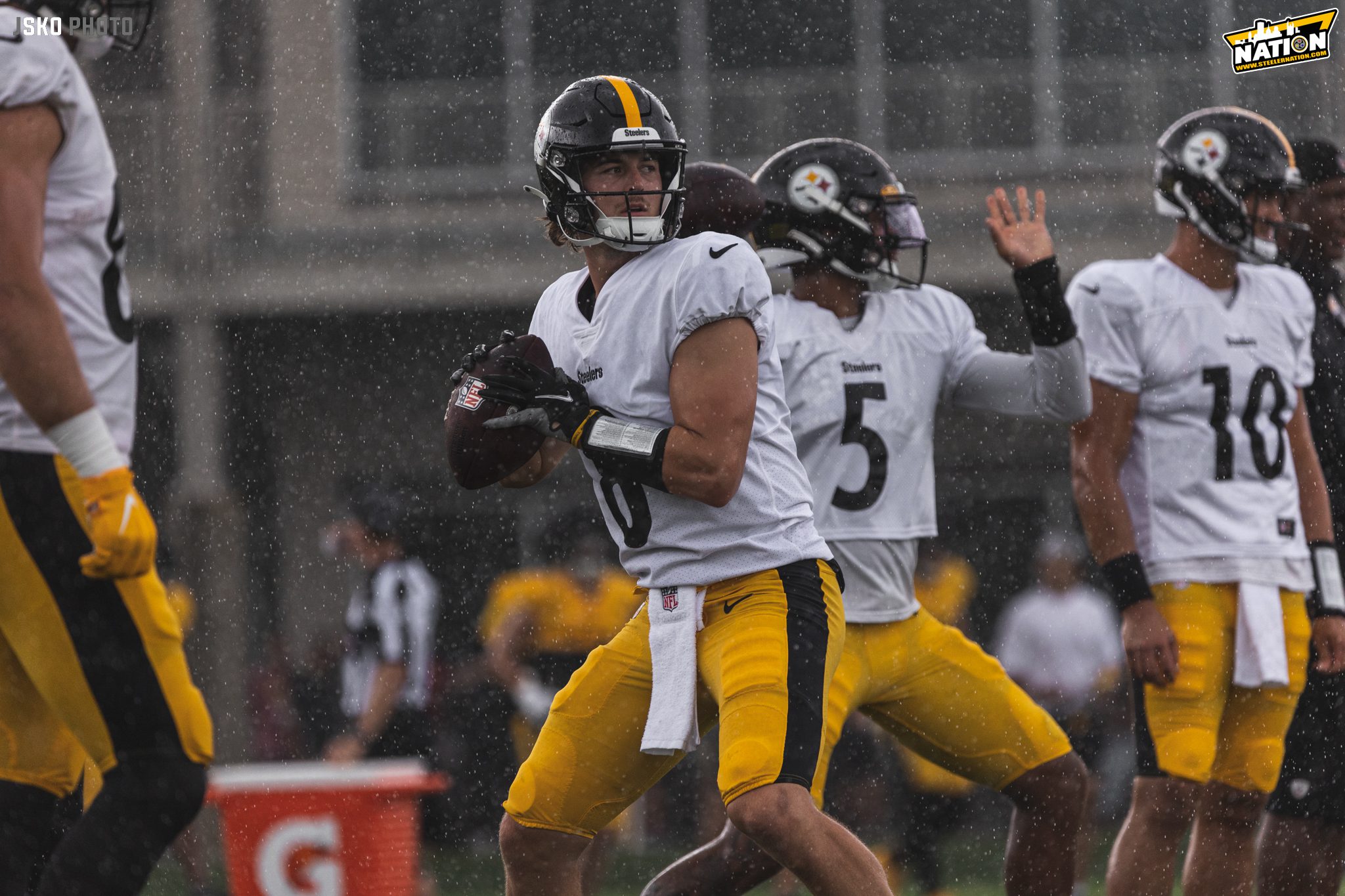 Steelers Kenny Pickett Continues To Show Maturity Of QB1 After First NFL  Start