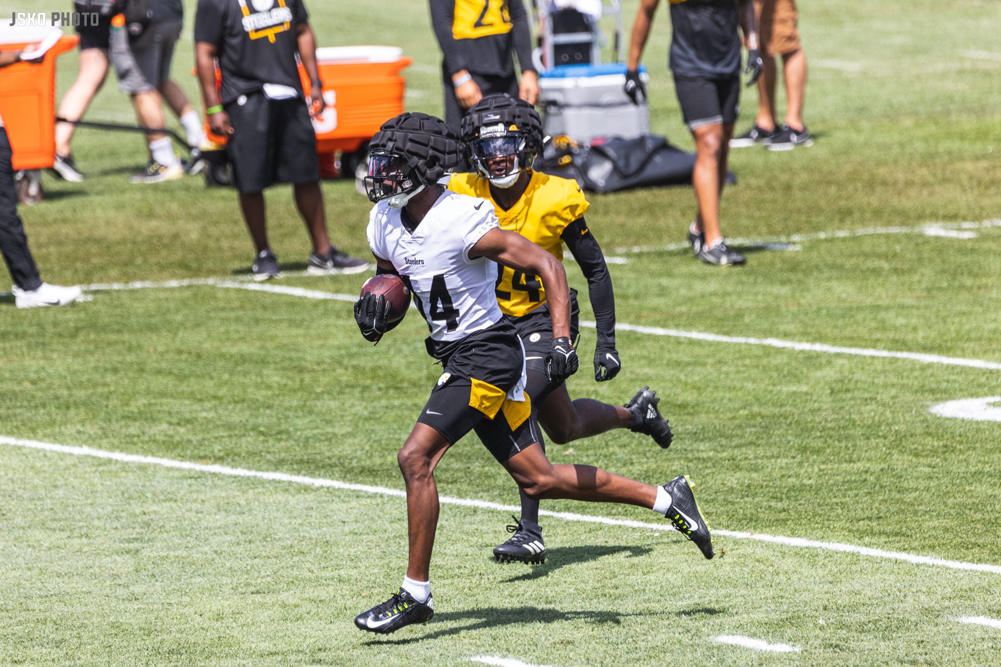 The Steelers Are Not Focusing On George Pickens Offensively To Avoid ...