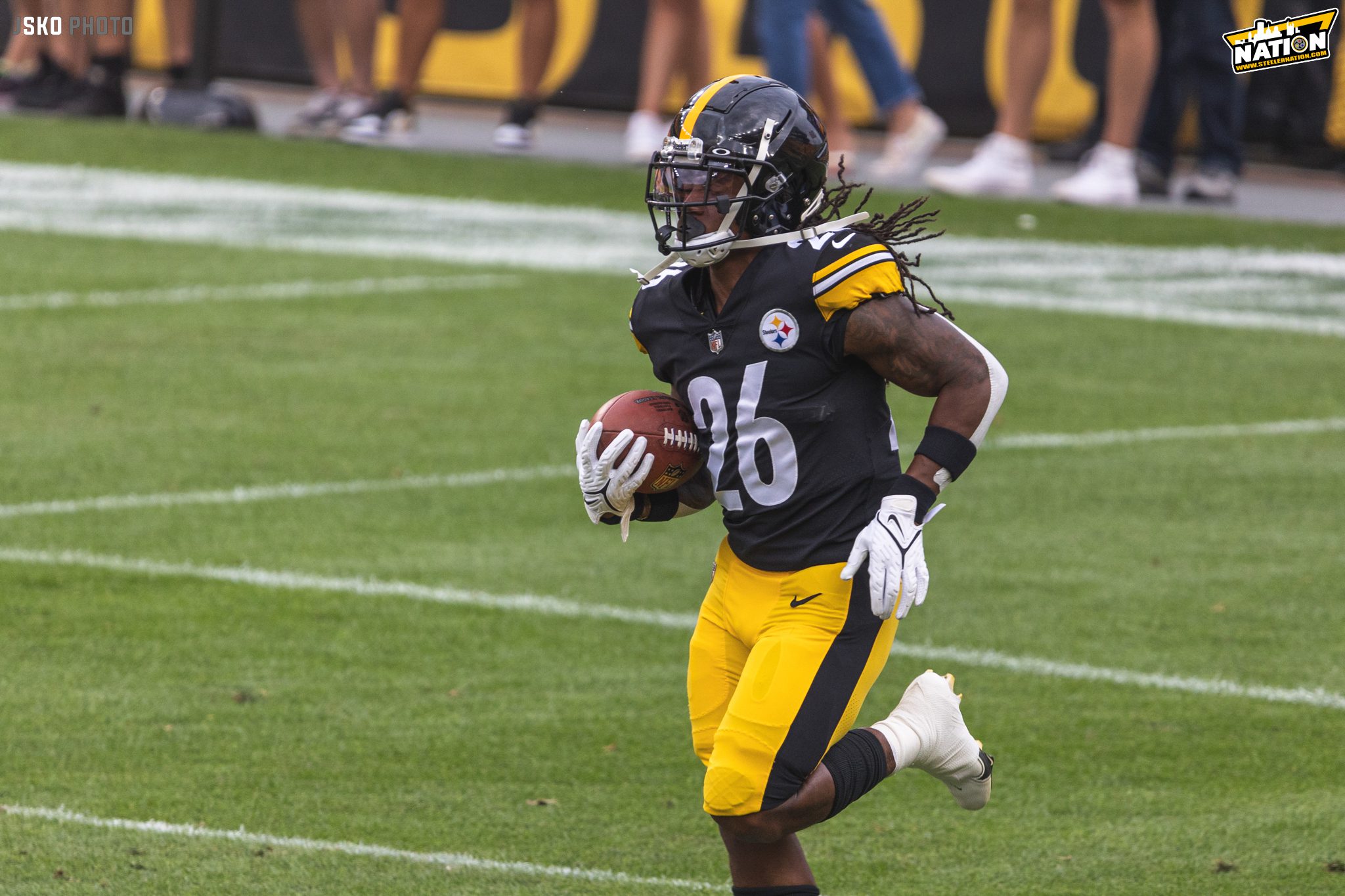 Who Should Wear #26 For The Pittsburgh Steelers Anthony McFarland