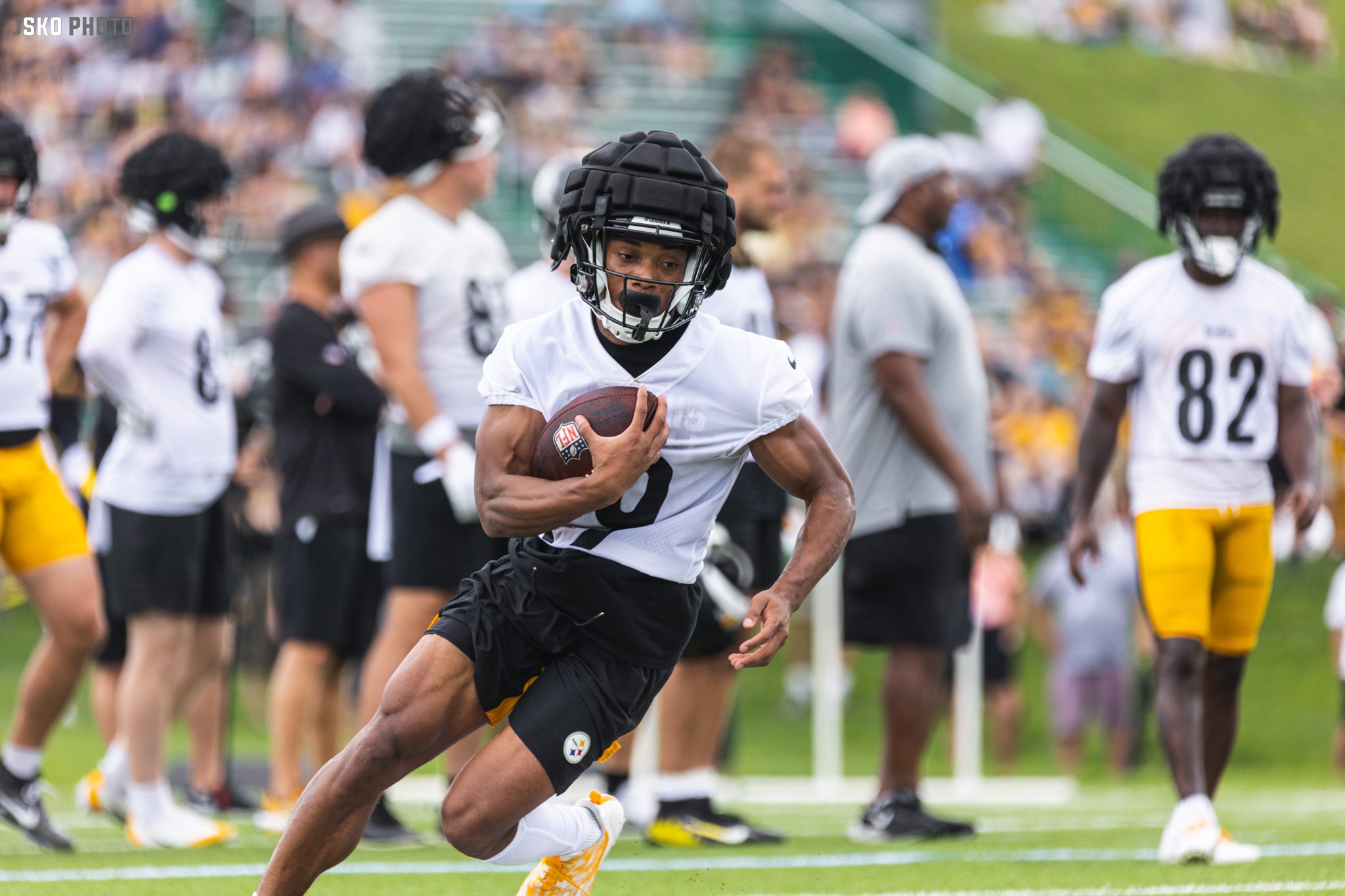 Former Memphis Tiger Calvin Austin scores first NFL TD in Steelers win vs.  Raiders, News