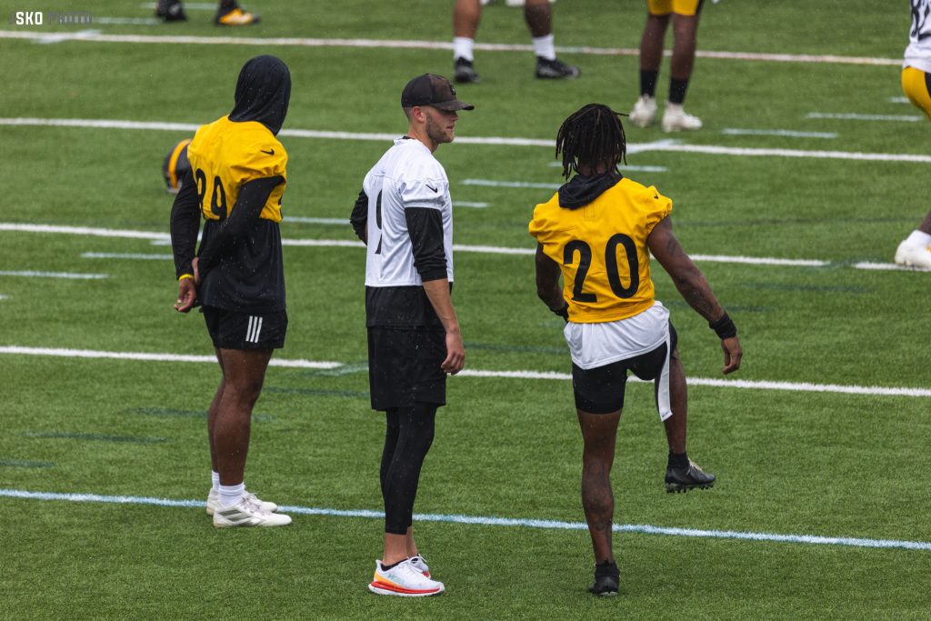 Behind the Steel Curtain on X: Steelers special teamers pumped about Chris  Boswell's new contract! 