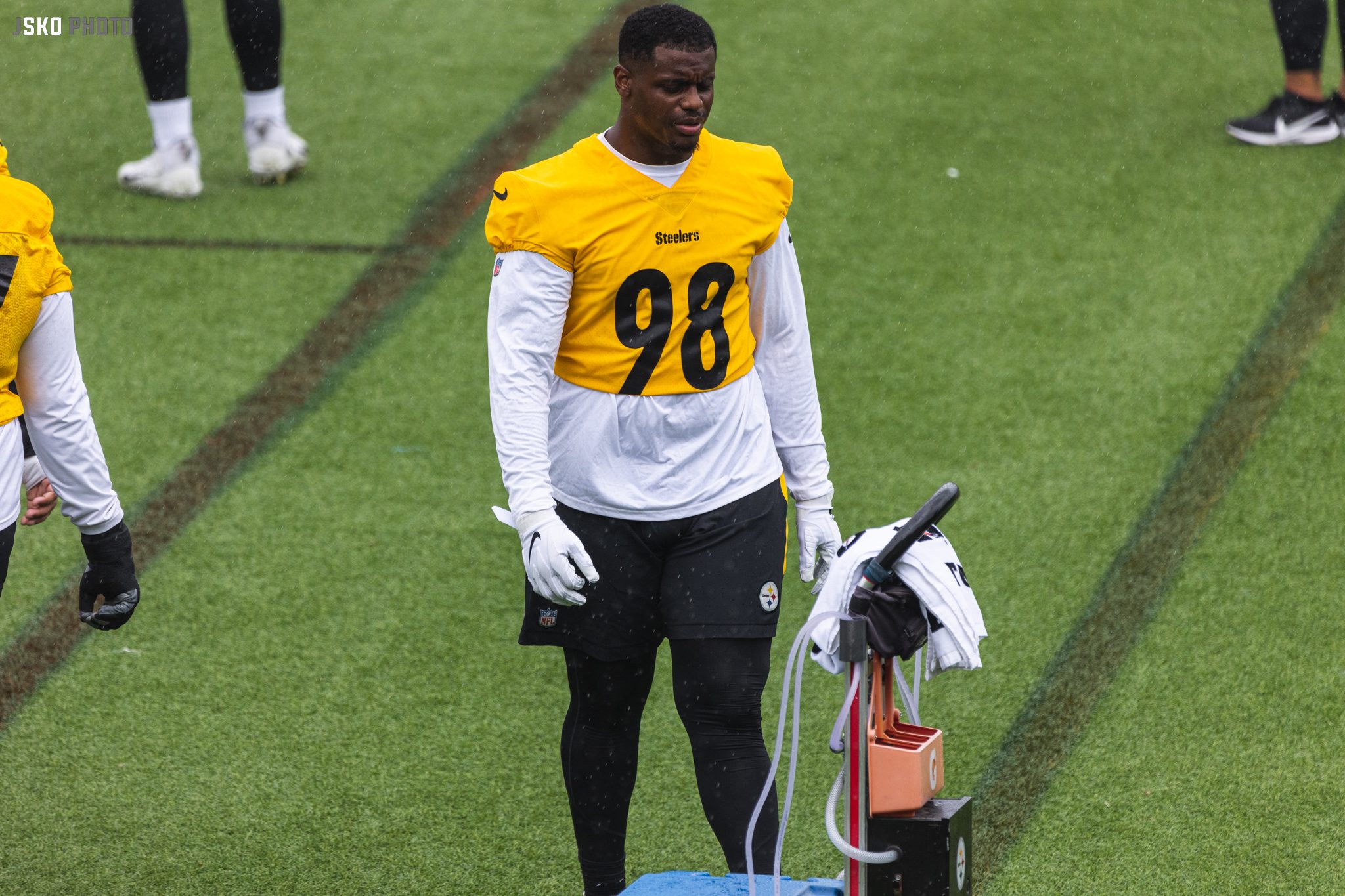 Steelers have Isaiahh Loudermilk, Mark Robinson active against