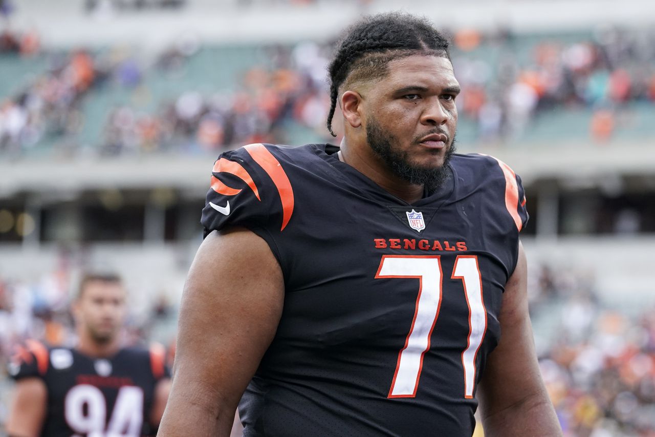 La'el Collins says Bengals have a 'very special offensive line