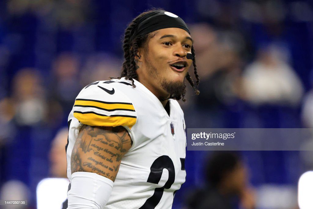 Friday Night Lights Practice A Chance To 'Go Back And Touch Base With Our  Roots,' Marcus Allen Says - Steelers Depot