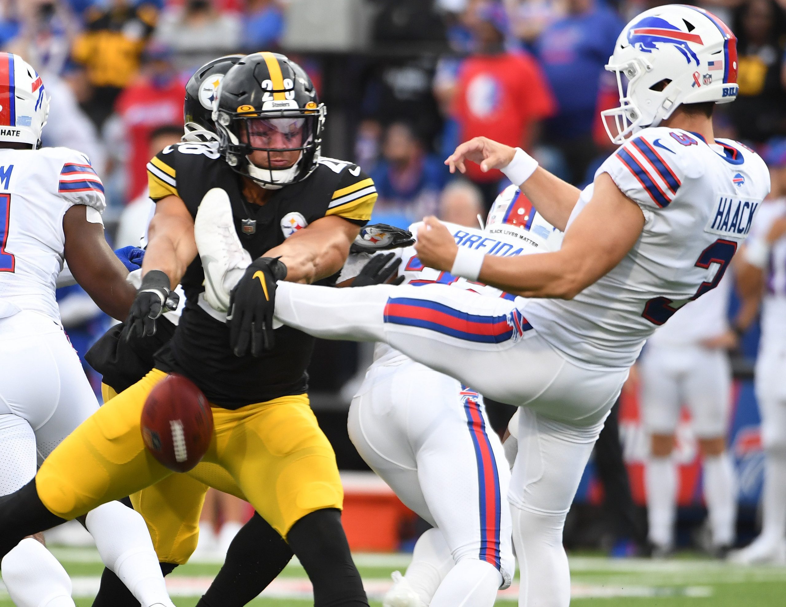 Steelers Will Likely Cut 3 Players There Were On The 2022 53-Man Roster